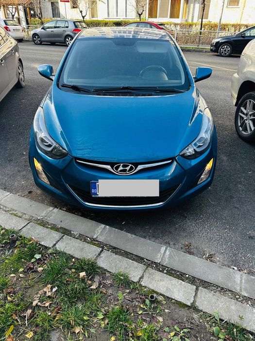 Hyundai Elantra 1,6 Benzina