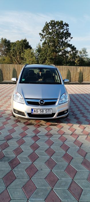 Opel Zafira B  7 locuri