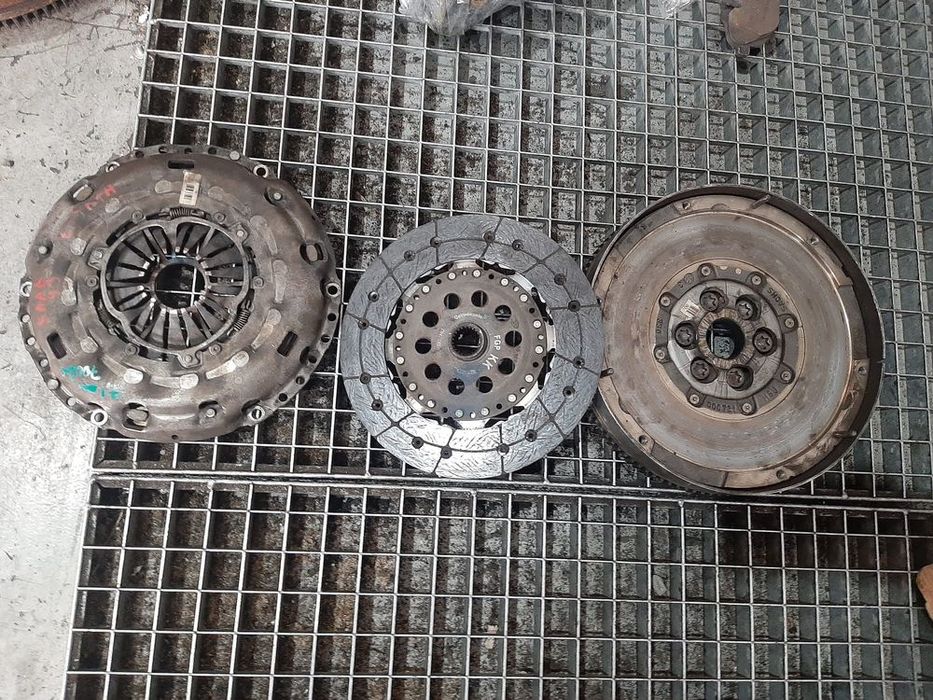 kit ambreiaj volanta masa dubla 1.9 d saab 9-3  z19dth 9223223