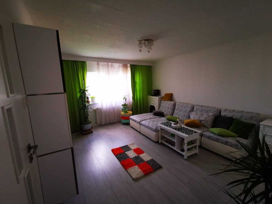 Apartament 3 camere (Strada Vlad Dracu)