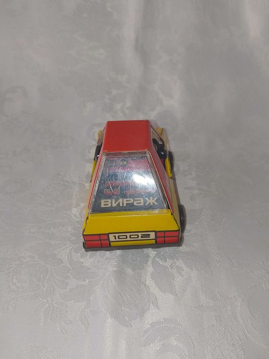 Стара   Руска Ламаринена Играчка,  Количка