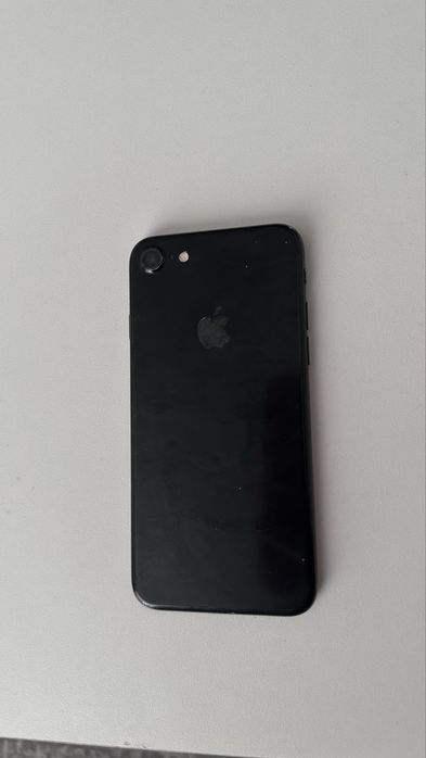 Продам айфон 7 торг