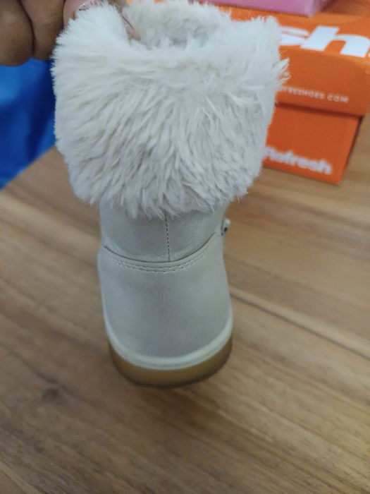 Детски ботушки с пух