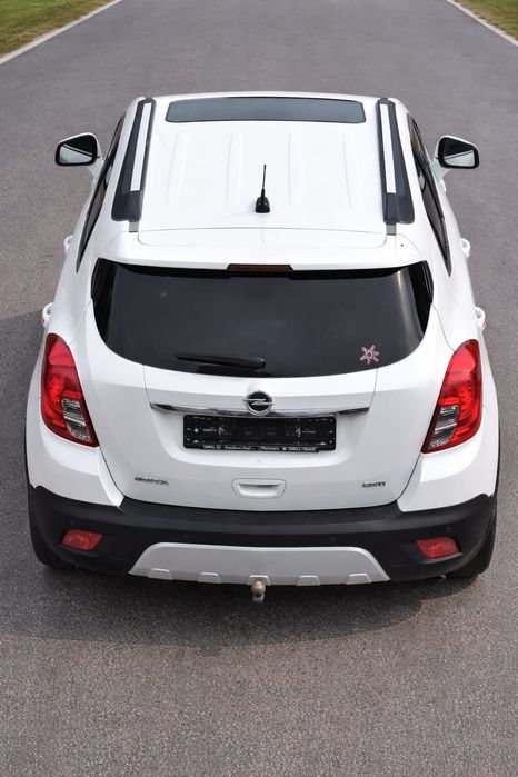 Vând Opel Mokka AUTOMAT, trapă,BOSE..alb perlat!