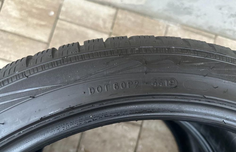 Anvelope /cauciucuri iarna 235/40/19 Nokian