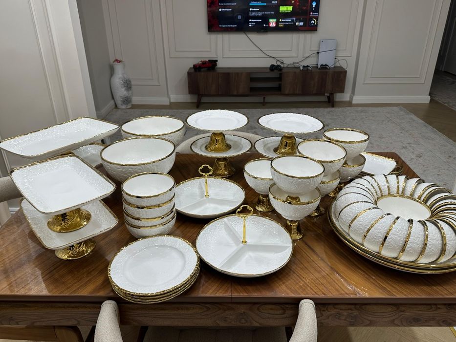 Набор столовый сервиз