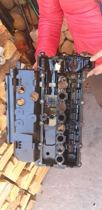 Двигател на части