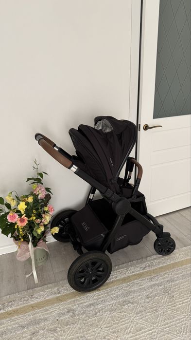 Коляска Happy Baby Mommer Pro
