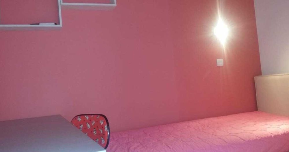 Дава се под наем Тристаен апартамент в София, Надежда 3 - 96 кв.м за 612 € - Снимка #2