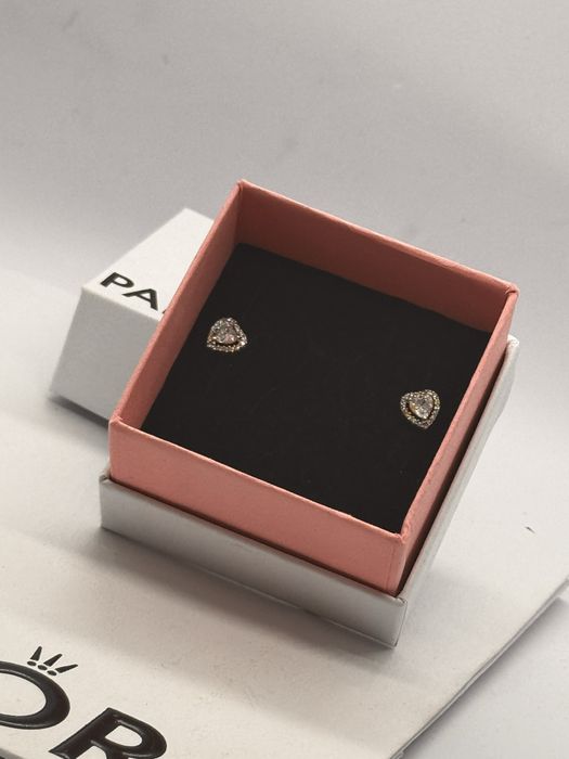 Пандора обеци Pandora