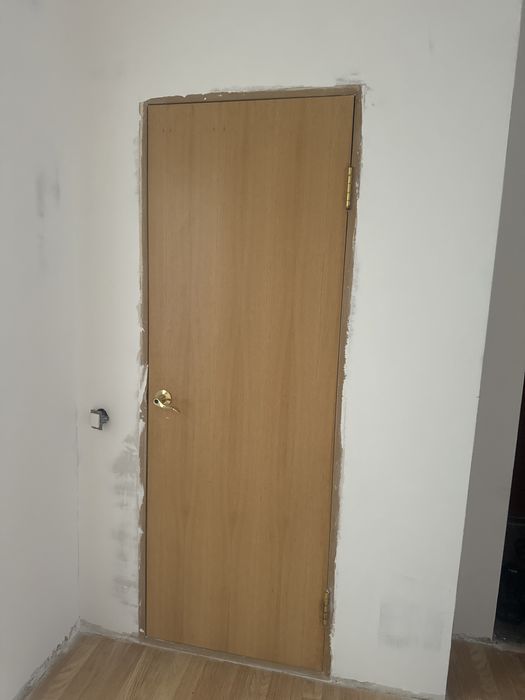 Двери деревянные