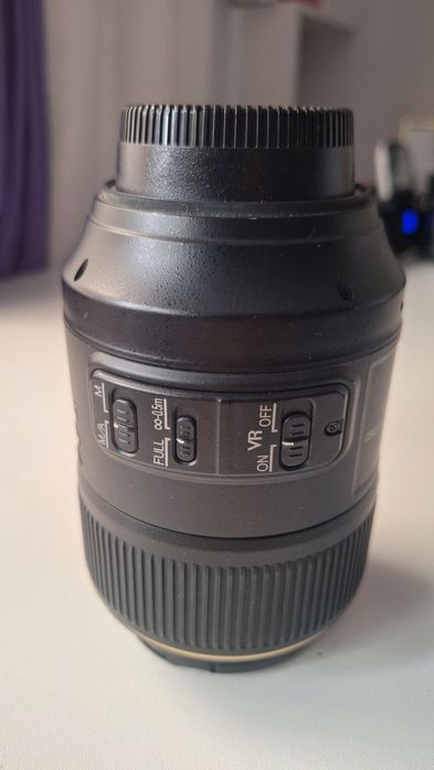 Nikon AF-S Micro 105mm f/2.8G IF-ED VR Nano – Stare Perfectă, Ca Nou