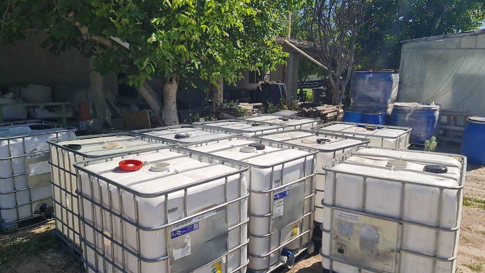 БИДОНИ 1000 литра, IBC Контейнер, ИБЦ Кубче