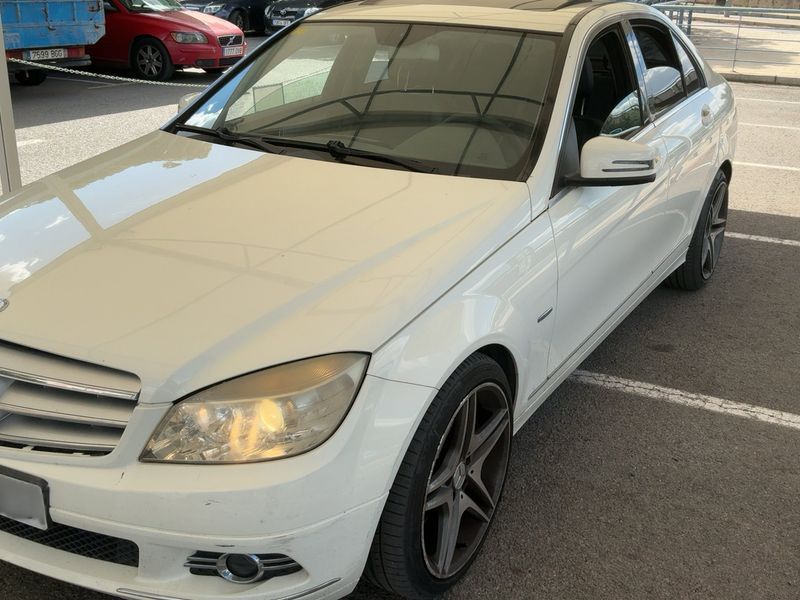 Mercedes-Benz C-Klasse C 200 CDI BlueEfficiency Avantgarde 2009