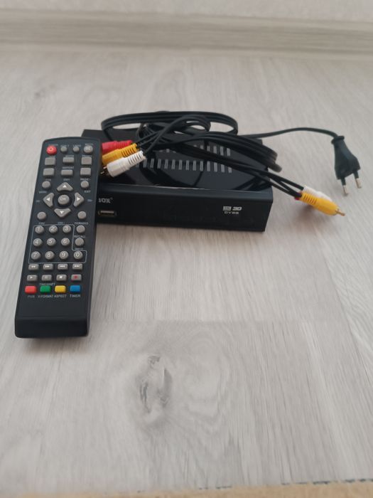 Продам ТВ LG 42LD