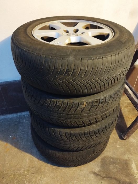 4 Roti De Iarnă Volvo XC60 235/65/17