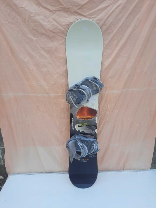 Сноуборд  CRAZY CREEK  rave  145см  с автомати