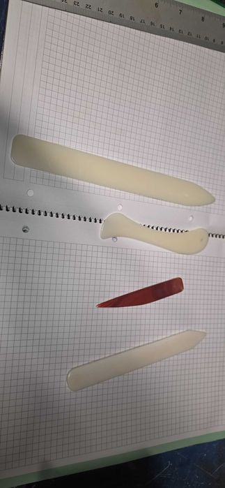 Faltuiala  Ustensila legatorie piele os  legatorien