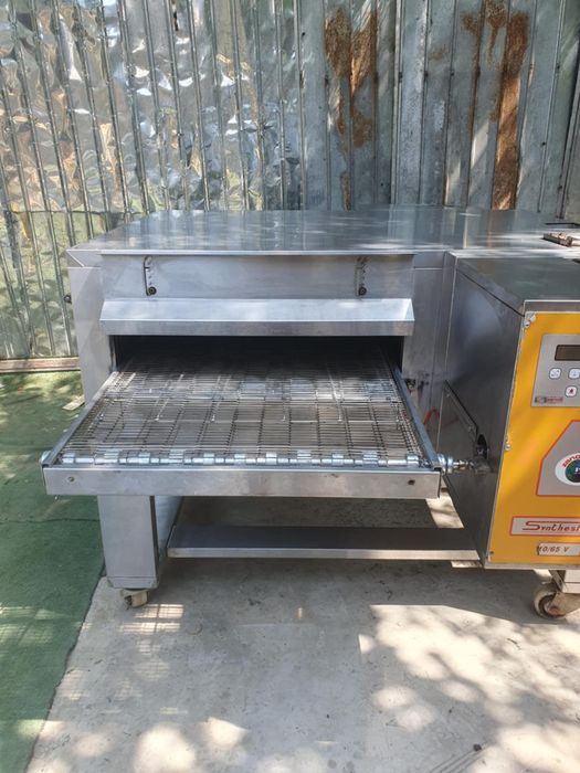 Vand cuptor pe gaz zanolli.