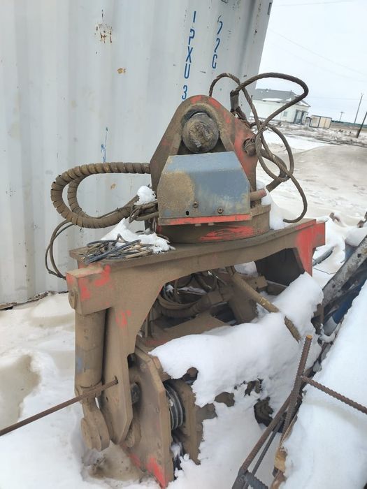 Вибропогружатель