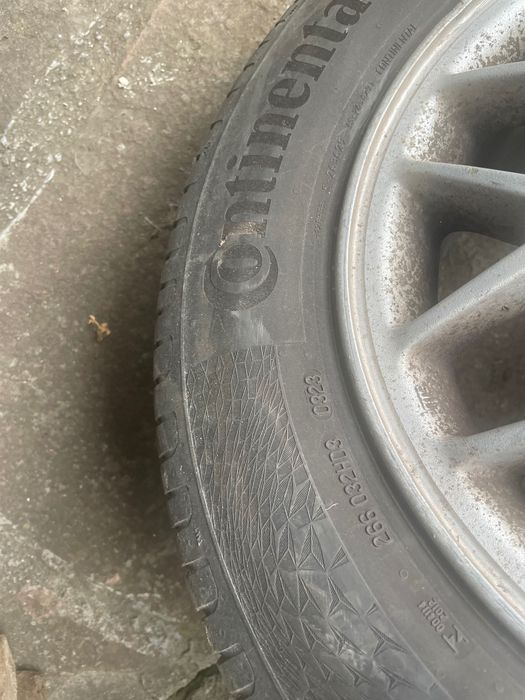 Continental Ultra Contact 195/65/15Premium Contact 215/65/16 dot19 3 броя