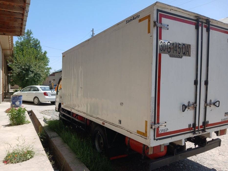 Isuzu sotiladi 5 ton