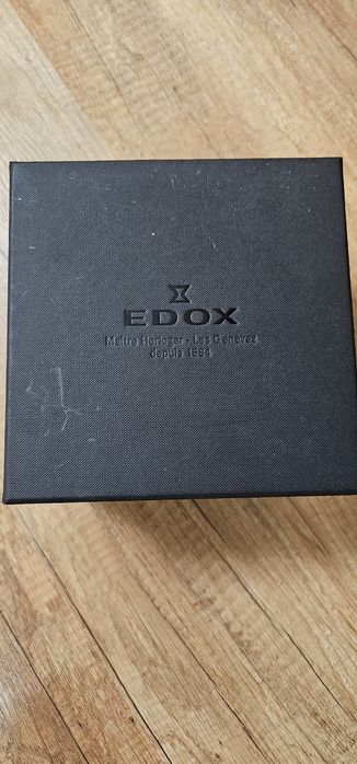 Кварцов часовник Edox Chronorally