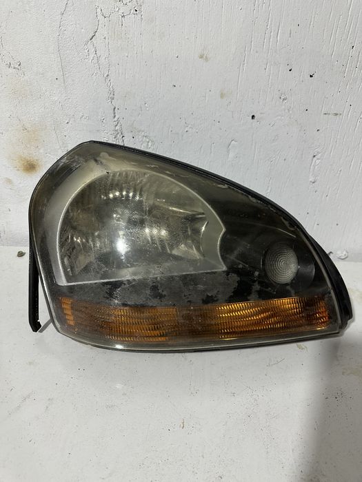 Правая фара Hyundai Tucson