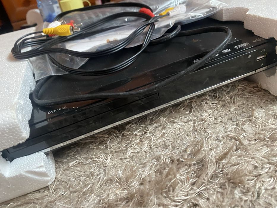 Dvd player nou