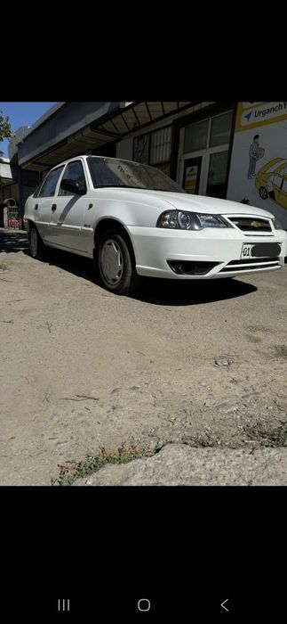 Nexia 2   2010 yil   286000 ming super bez konditsionet 4000$ suralvot