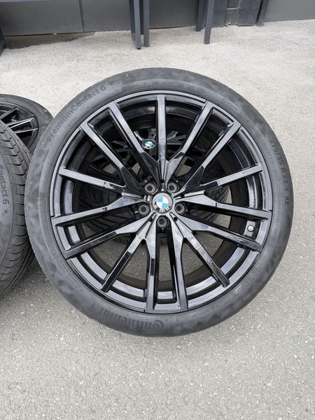 Гуми с Джанти за BMW 5x112 22 цола G05 G06