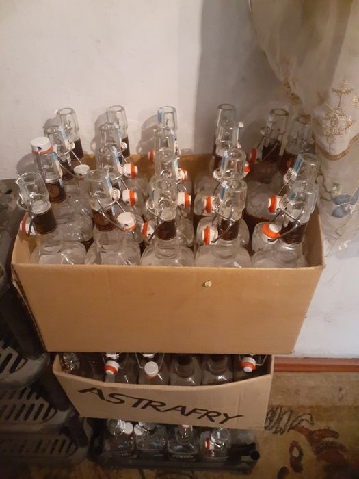 Продам бутылки для виноделов