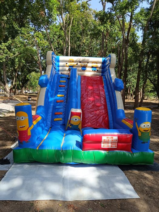 Va oferim spre vinzare tobogane gonflabile!