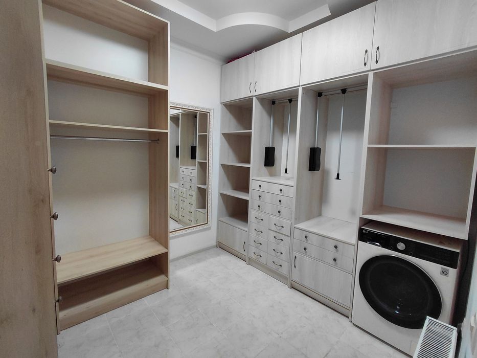 Продается 6-ти комн.квартира