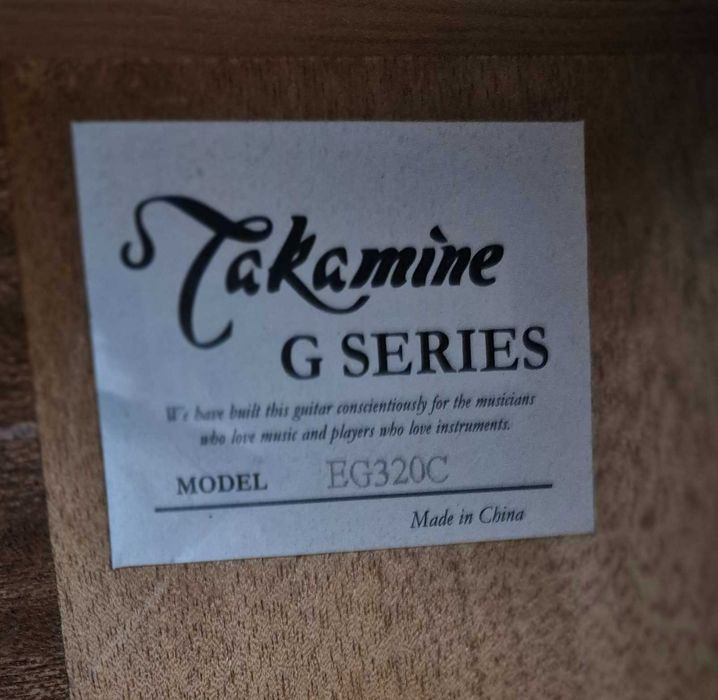 Takamine G Series EG320C – Chitară electroacustică – stare foarte bună