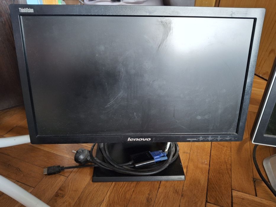 Монитор за компютър Lenovo 19"