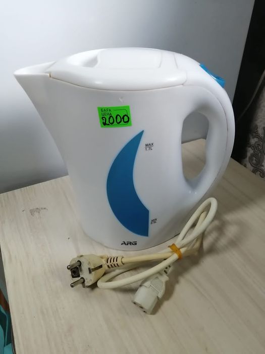 Продам Чайник электрический