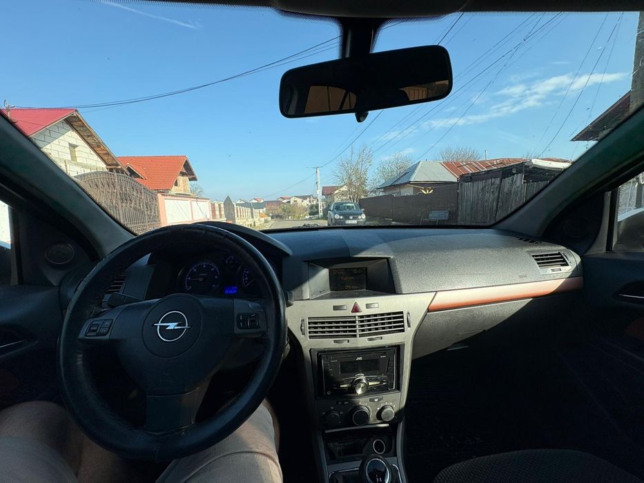 Vând sau schimb Opel Astra h