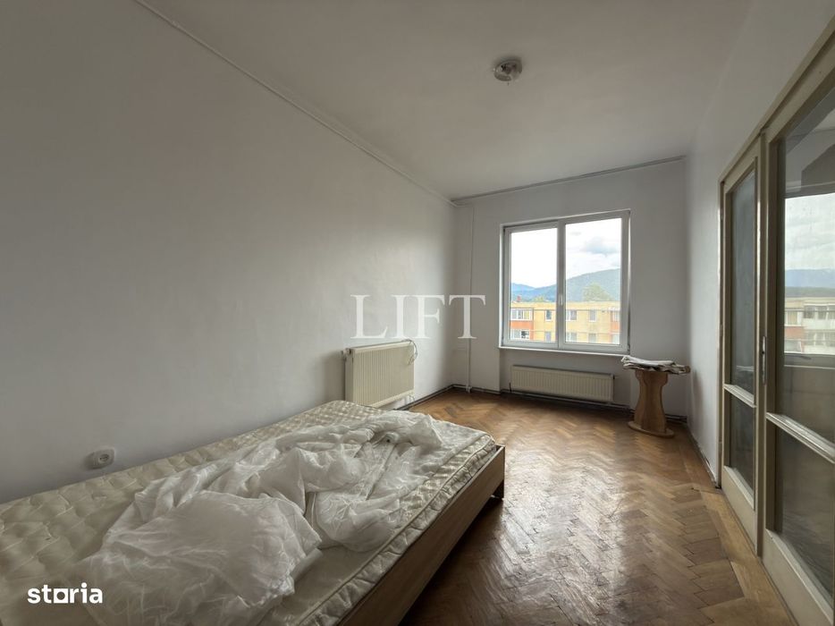 Apartament de 2 camere, decomandat, 50mp, Tractorul