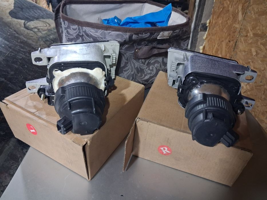 Продам противо туманные фары