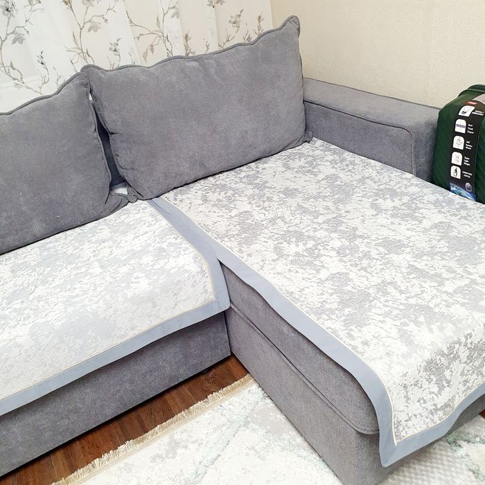 Продам диван 3 метра в отличном состоянии