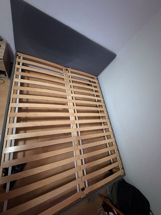 Vand pat pentru dormitor