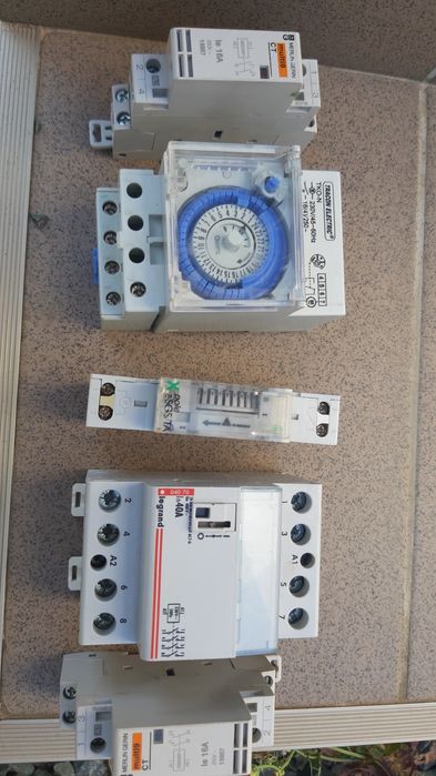 Vănd siguranțe electrice