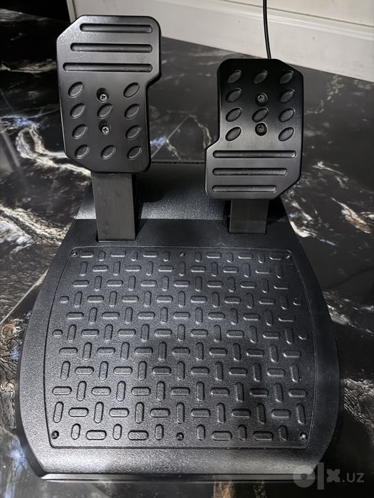 Thrustmaster Ferrari 488 GTB Alcantara T80 Игровой Руль