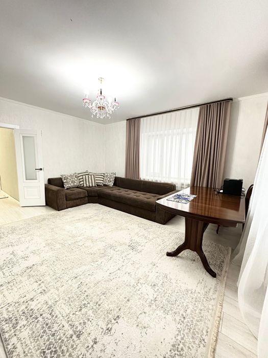 Продается 3 комнатная квартира