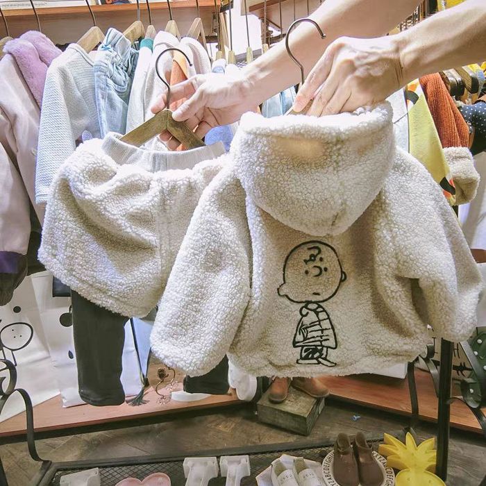 Двойка очень теплая новая из Китая