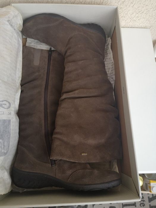 Ботуши Geox от естествен велур