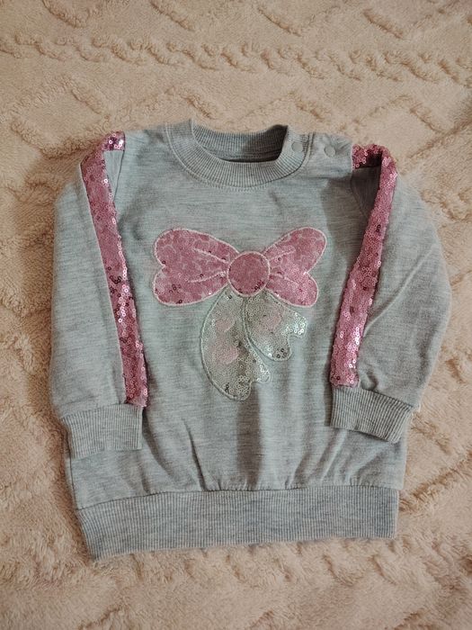 Продам кофточку на малышку