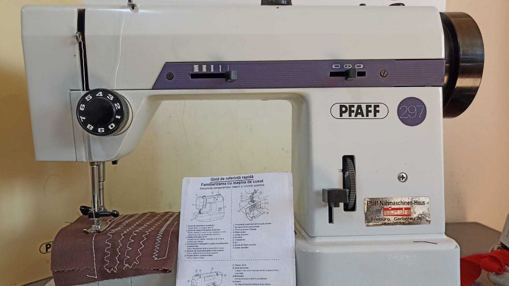 Masina de cusut Pfaff 297 cu brat