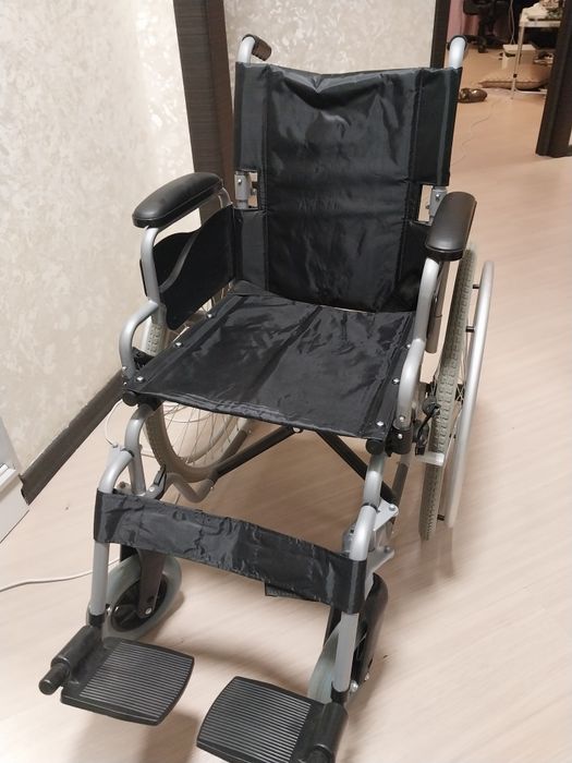 Инвалидная коляска